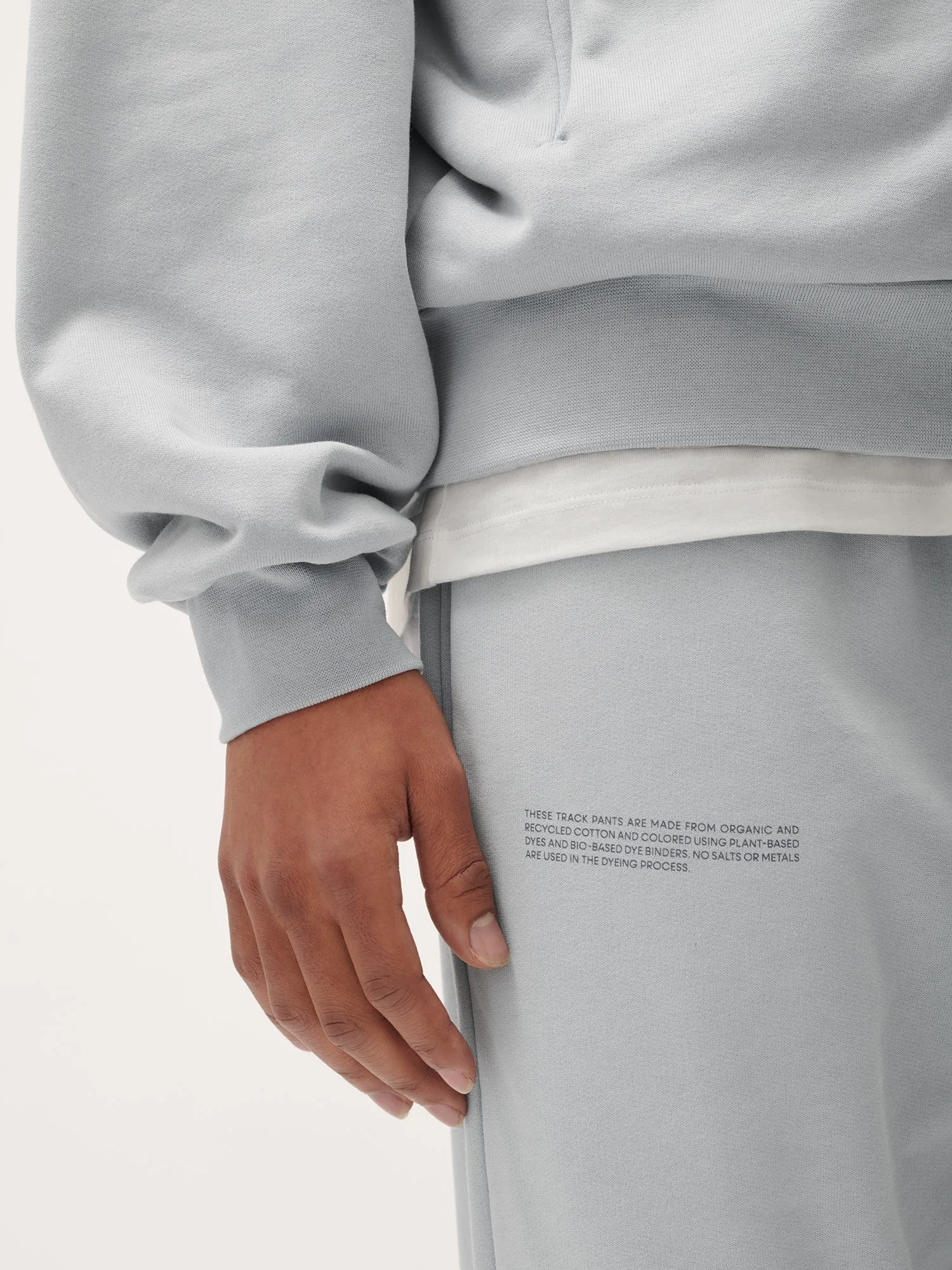 Mens Natural Dye Track Pantsmidnight fog grey