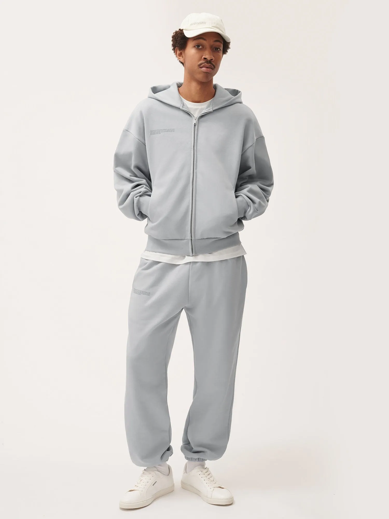 Mens Natural Dye Track Pantsmidnight fog grey
